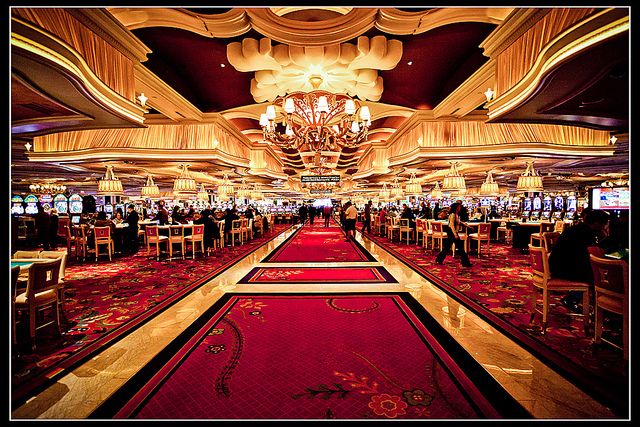 Boom Casino آن لائن کیسینو میں اصل گیمز